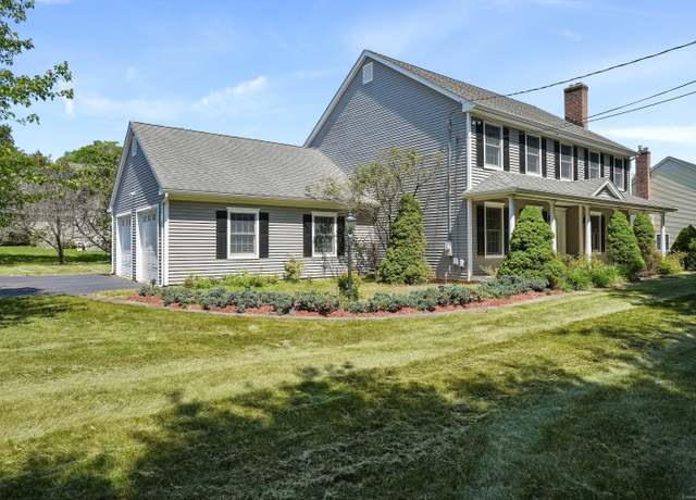 Property at 15 Cedar Knolls Dr, New Milford, CT 06776, 4 beds, 2.5 baths