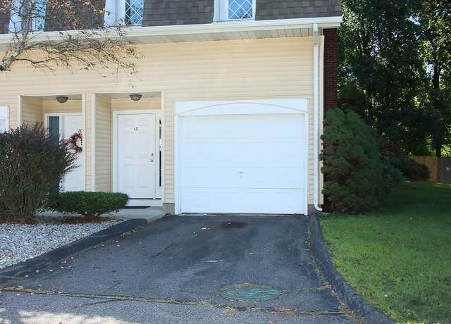 Property at 18 Northbrook Ct #18, East Hartford, CT 06117, 2 beds, 1.5 baths