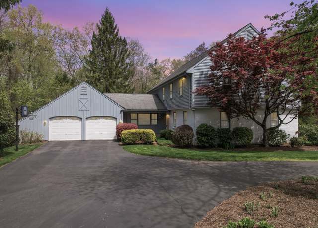 Property at 32 Woodmont Rd, Avon, CT 06001, 4 beds, 3 baths