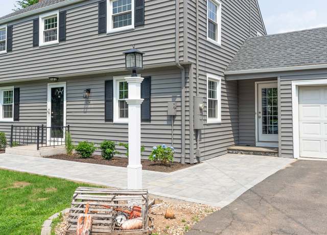 Property at 114 Boulter Rd, Wethersfield, CT 06109, 4 beds, 1.5 baths