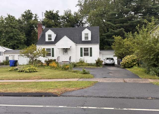 Property at 378 Main St, Newington, CT 06111, 3 beds, 1.5 baths