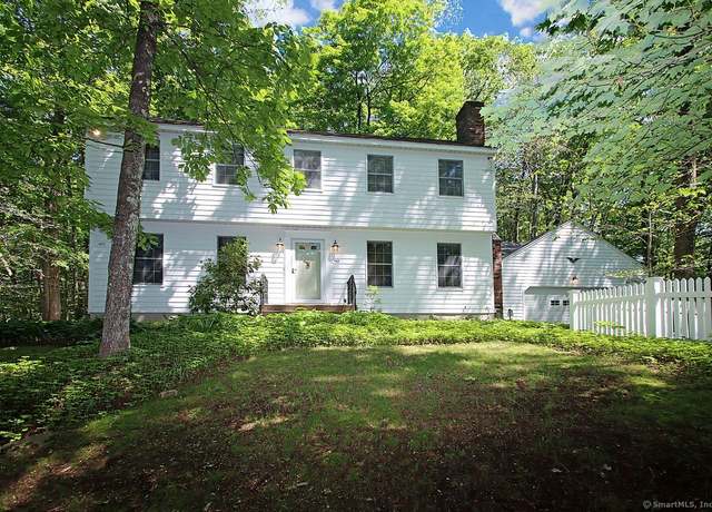Property at 467 Weekeepeemee Rd, Woodbury, CT 06798, 4 beds, 2.5 baths
