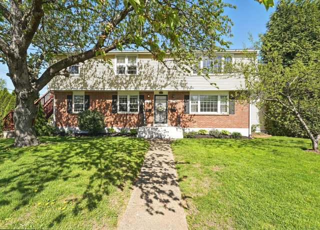 Property at 176-178 Wolcott Hill Rd, Wethersfield, CT 06109, 6 beds, 2 baths