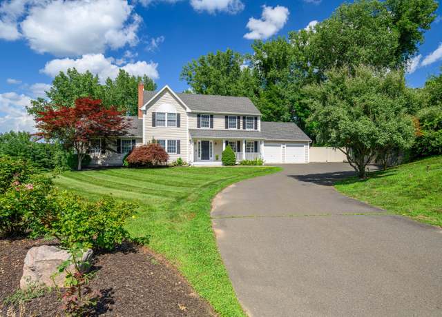 Property at 5 Park Ln, Brookfield, CT 06804, 4 beds, 3.5 baths