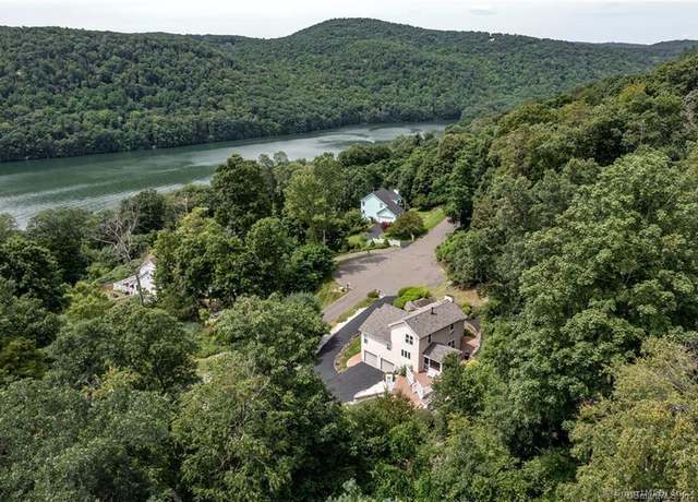 Property at 11 Squantz View Dr, New Fairfield, CT 06812, 3 beds, 2.5 baths