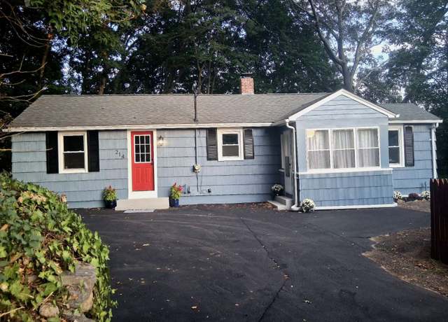 Property at 214 W Thames St, Norwich, CT 06360, 3 beds, 1 bath