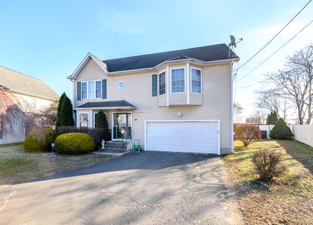 Property at 66 Chamberlain Pl, Bridgeport, CT 06606, 4 beds, 2.5 baths