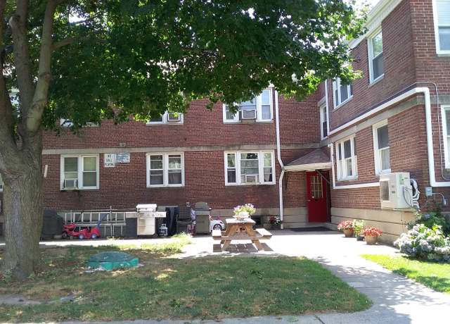 Property at 754 Canaan Rd, Bridgeport, CT 06610, 2 beds, 1 bath