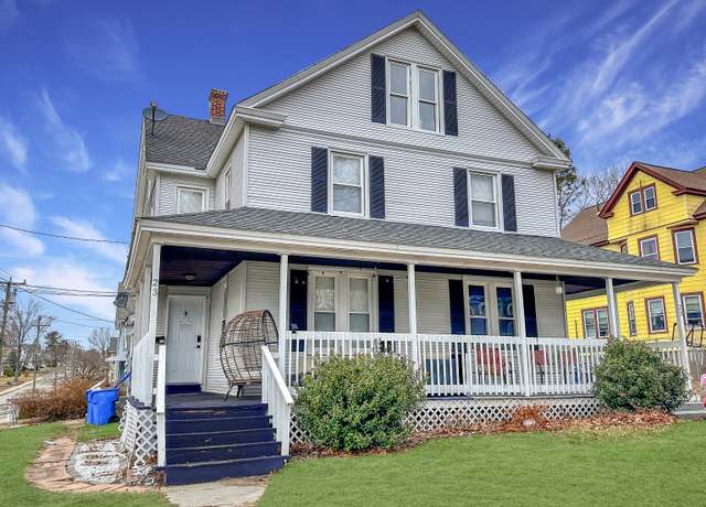 Property at 23 Knighton St, Manchester, CT 06040, 6 beds, 2.5 baths