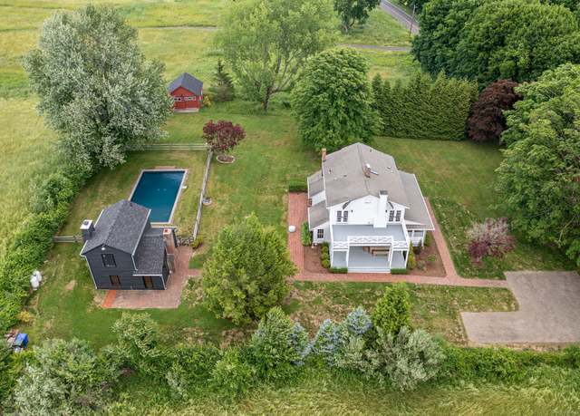 Property at 429 Chestnut Land Rd, New Milford, CT 06776, 3 beds, 2.5 baths