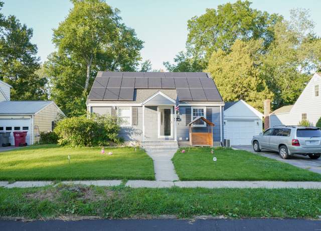 Property at 31 Damson Ln, Naugatuck, CT 06770, 4 beds, 2 baths