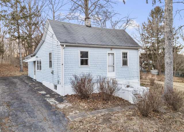 Property at 29 Rose Hill Rd, Branford, CT 06405, 1 bed, 1 bath