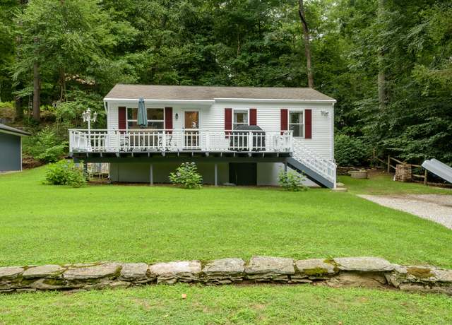 Property at 67 Deepwood Dr, Lebanon, CT 06249, 3 beds, 1 bath