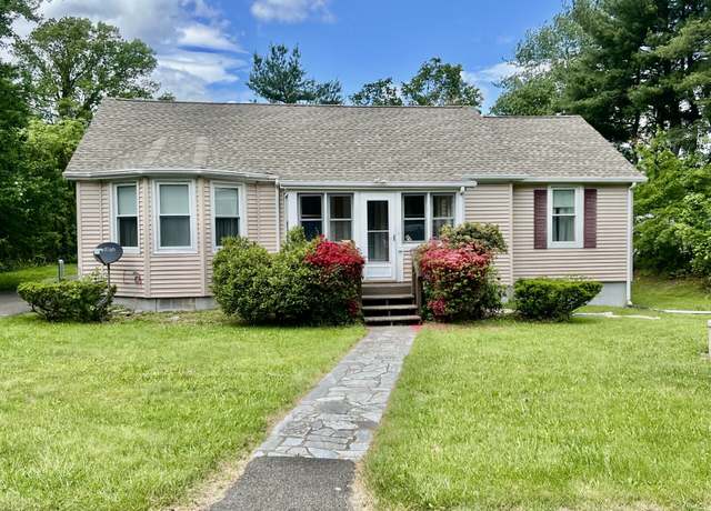 Property at 21 Green St, Trumbull, CT 06611, 3 beds, 1 bath