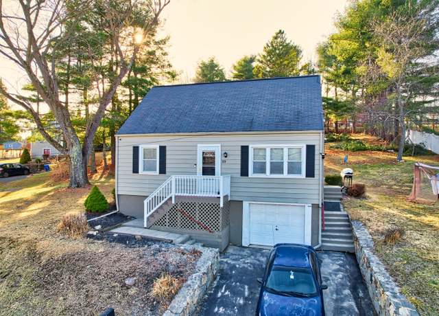 Property at 223 Bucks Hill Rd, Waterbury, CT 06704, 4 beds, 2 baths