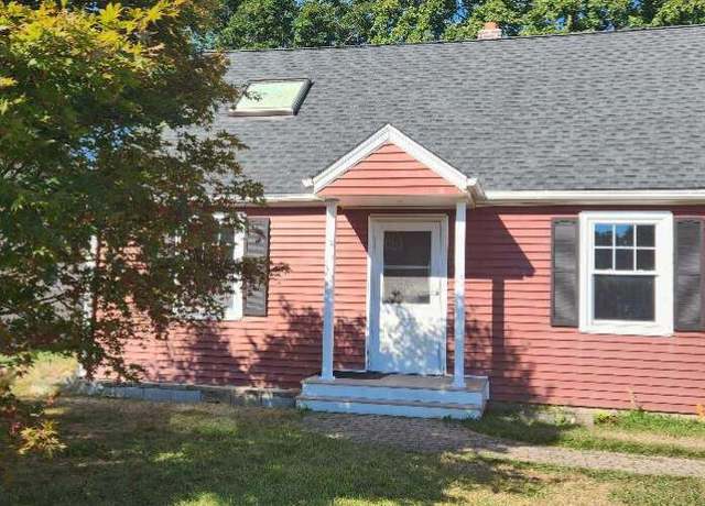 Property at 12 Glenmoor Dr, East Haven, CT 06512, 5 beds, 2 baths