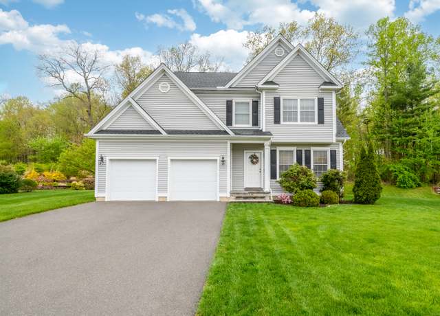 Property at 7 Sandstone Rd #7, Plainville, CT 06062, 3 beds, 2.5 baths
