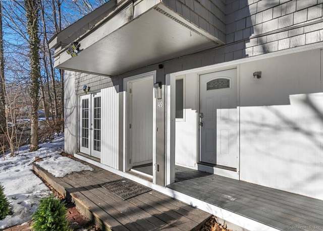 Property at 49 Hampton Rd, Hamden, CT 06518, 4 beds, 2.5 baths
