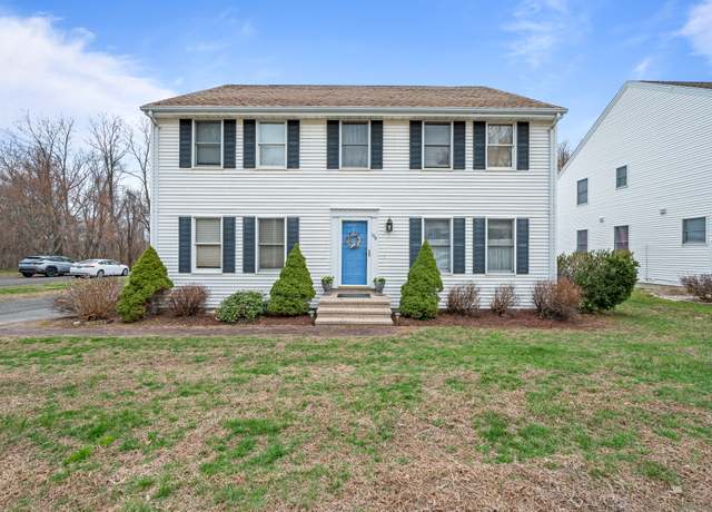 Property at 158 Summer St #158, Portland, CT 06480, 2 beds, 2.5 baths