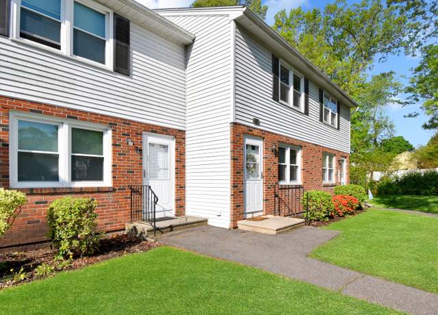 Property at 250 Woodford Ave Apt 13, Plainville, CT 06062, 2 beds, 1.5 baths