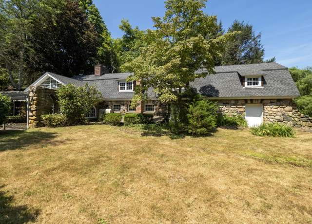 Property at 47 Larkspur Rd, Stamford, CT 06903, 4 beds, 3 baths