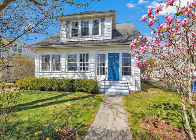 Property at 275 Washington Pkwy, Stratford, CT 06615, 3 beds, 1.5 baths