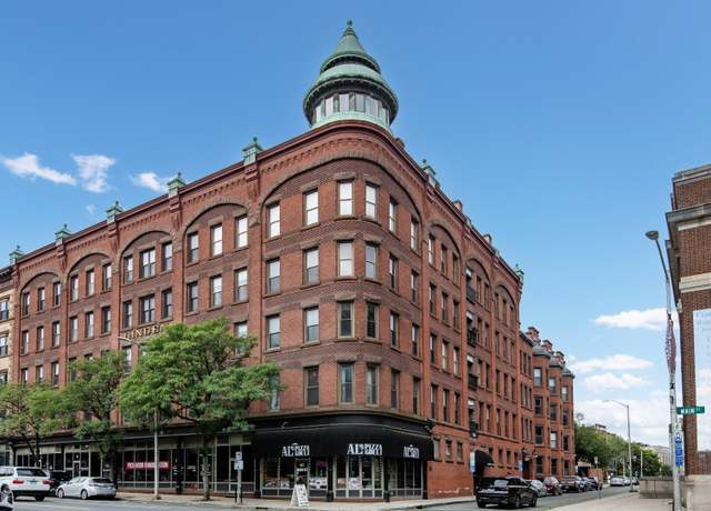 Property at 1 Linden Pl Apt 403, Hartford, CT 06106, 2 beds, 1.5 baths