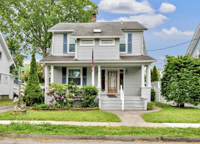 Property at 65 Kings College Pl, Stratford, CT 06615, 4 beds, 1.5 baths