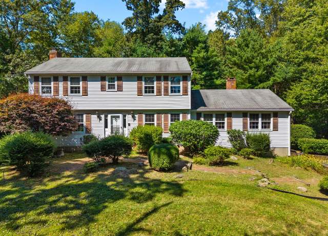Property at 1060 Still Hill Rd, Hamden, CT 06518, 3 beds, 2.5 baths