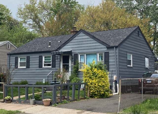 Property at 142 Yale St, Hartford, CT 06106, 3 beds, 1 bath