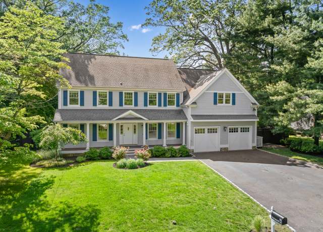 Property at 31 Pleasant St, Darien, CT 06820, 4 beds, 4.5 baths