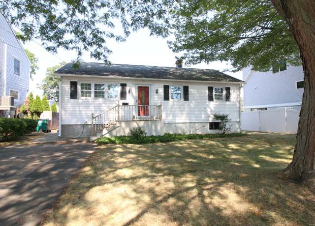 Property at 121 Longdean Rd, Fairfield, CT 06824, 2 beds, 1 bath