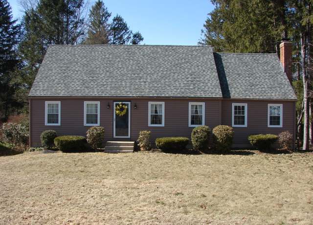 Property at 48 Dyer Ave, Canton, CT 06019, 3 beds, 2 baths