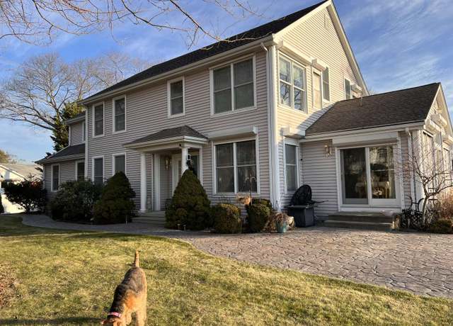 Property at 42 Bluff St, Westbrook, CT 06498, 4 beds, 4 baths