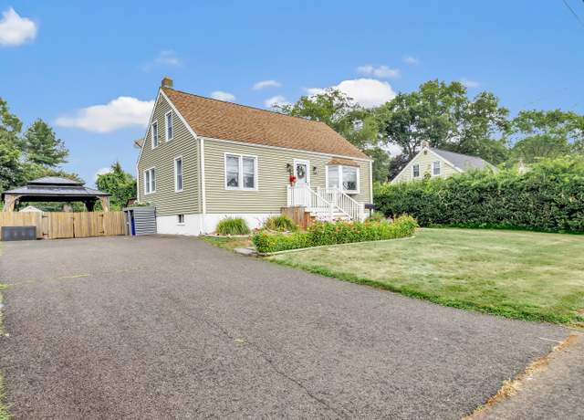 Property at 260 Marcroft St, Stratford, CT 06614, 3 beds, 2 baths
