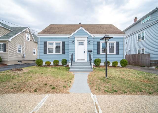 Property at 328 Henry Ave, Stratford, CT 06614, 3 beds, 1 bath