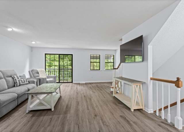 Property at 34 Village View Ter #34, Meriden, CT 06451, 2 beds, 2.5 baths