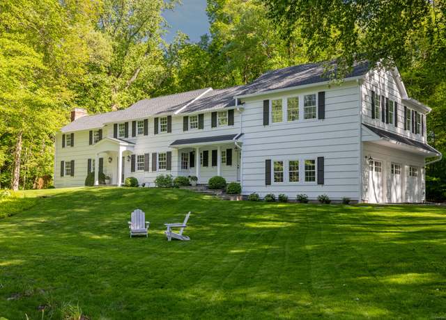 Property at 148 W Hills Rd, New Canaan, CT 06840, 5 beds, 4.5 baths