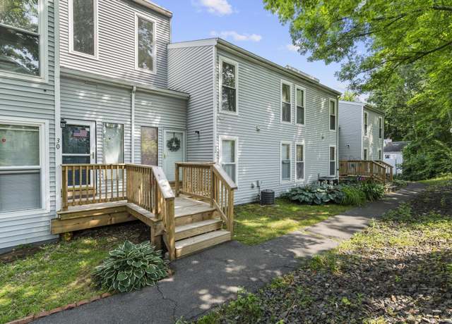 Property at 32 Glenview Dr #32, Cromwell, CT 06416, 3 beds, 3 baths