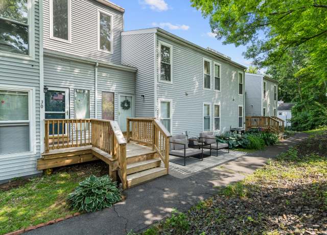 Property at 32 Glenview Dr #32, Cromwell, CT 06416, 3 beds, 3 baths