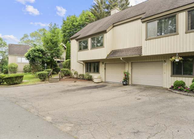 Property at 518 Iroquois Ln Unit A, Stratford, CT 06614, 1 bed, 2.5 baths