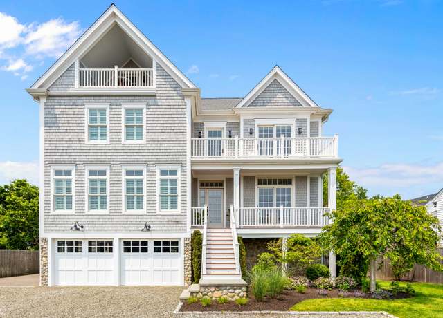 Property at 40 Fairfield Beach Rd, Fairfield, CT 06824, 4 beds, 3.5 baths