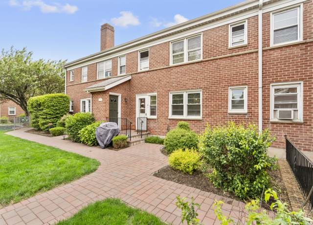 Property at 236 Glenbrook Rd Apt 10B, Stamford, CT 06906, 2 beds, 1 bath