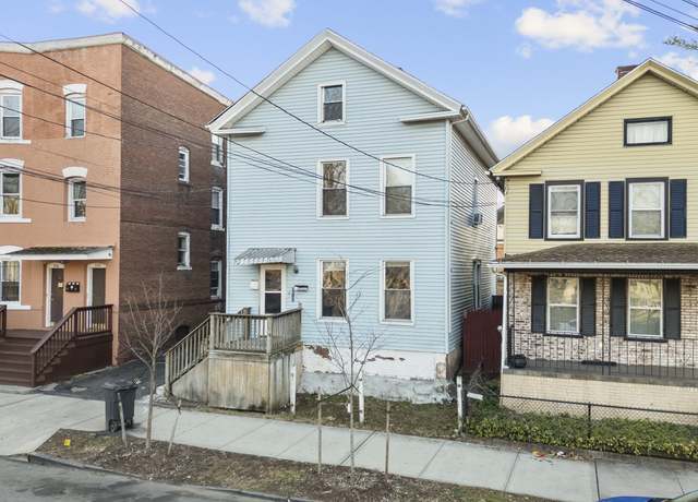Property at 312 Davenport Ave, New Haven, CT 06519, 6 beds, 2 baths