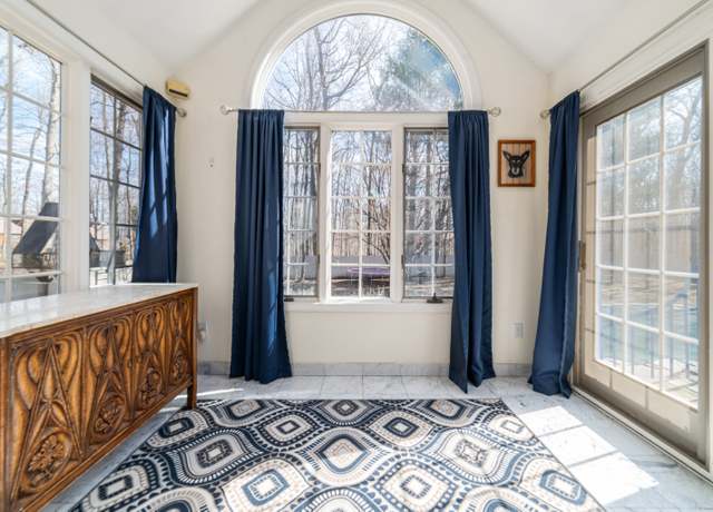 Property at 49 Kettletown Woods Rd, Southbury, CT 06488, 3 beds, 2.5 baths