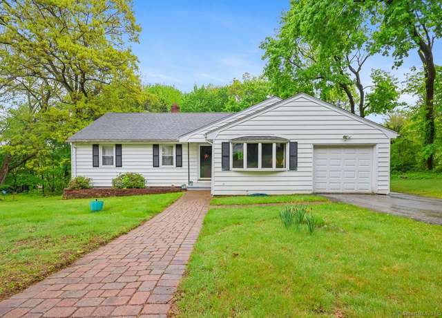 Property at 162 Leonard Rd, Hamden, CT 06514, 3 beds, 1 bath