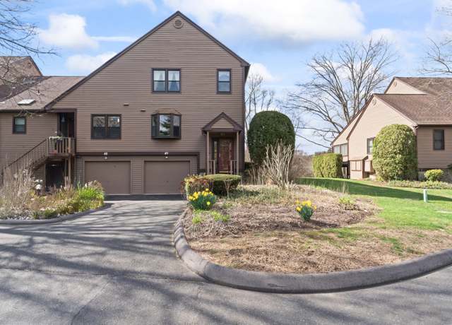 Property at 40 Stillmeadow Cir #40, Monroe, CT 06468, 1 bed, 1.5 baths