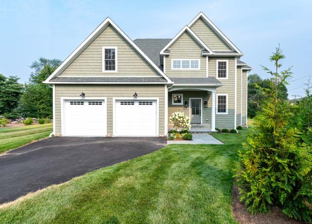 Property at 6 Walnut Ridge Ct, Stamford, CT 06905, 5 beds, 4.5 baths