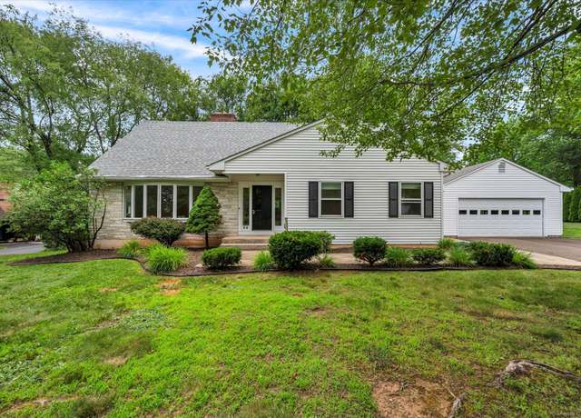 Property at 24 Iron Gate Ln, Cromwell, CT 06416, 4 beds, 3 baths