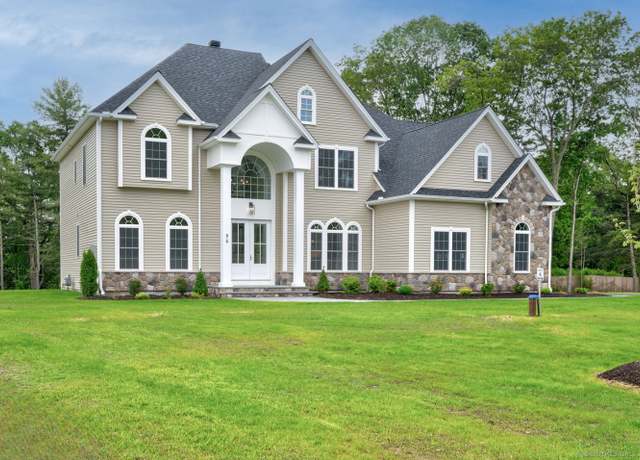 Property at 96 Crosby Rd, Glastonbury, CT 06033, 5 beds, 4 baths